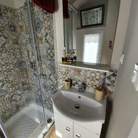 Atena's House サンレモ