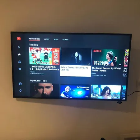 アパート Atena's House